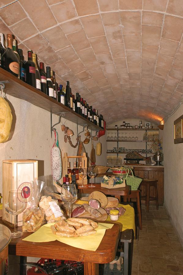 Podere Santa Maria Монте-Антико Экстерьер фото